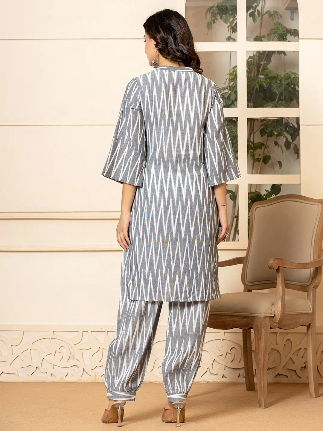 Yufta Grey Cotton Ikat Co-Ord Set - Swadesiicart