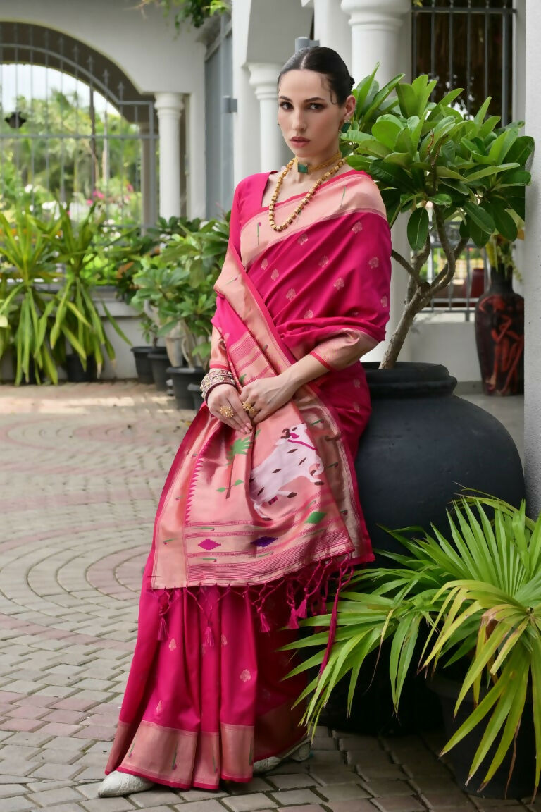 Vishnu Weaves Women's Pink Paithani Silk Zari Woven Saree with Blouse - Swadesiicart