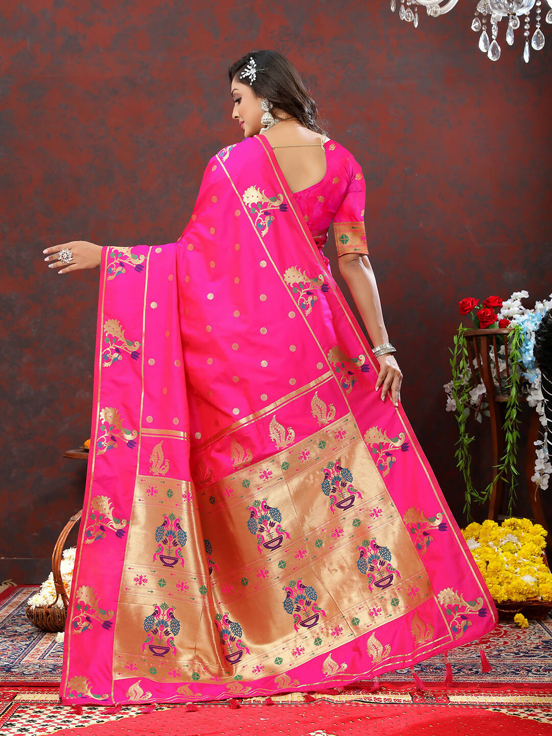 Lorenvalley Fashion Magenta Soft Paithani Silk Woven Design Gold Zari Meenakari Weaving Saree - Swadesiicart