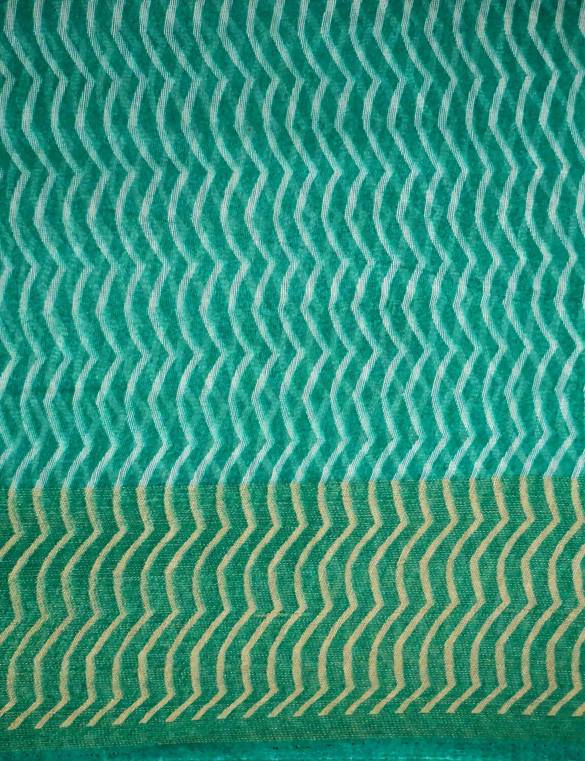 Shades Of Leaf Green With Lehariya Design Semi Chanderi Saree By Gayathri Reddy Designer Studio | Swadesiicart