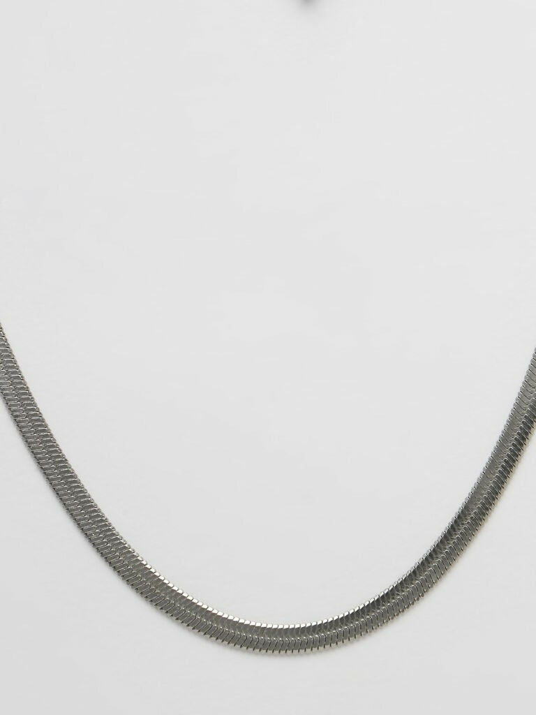 NVR Women's Silver-Toned German Silver Oxidised Chain - Swadesiicart