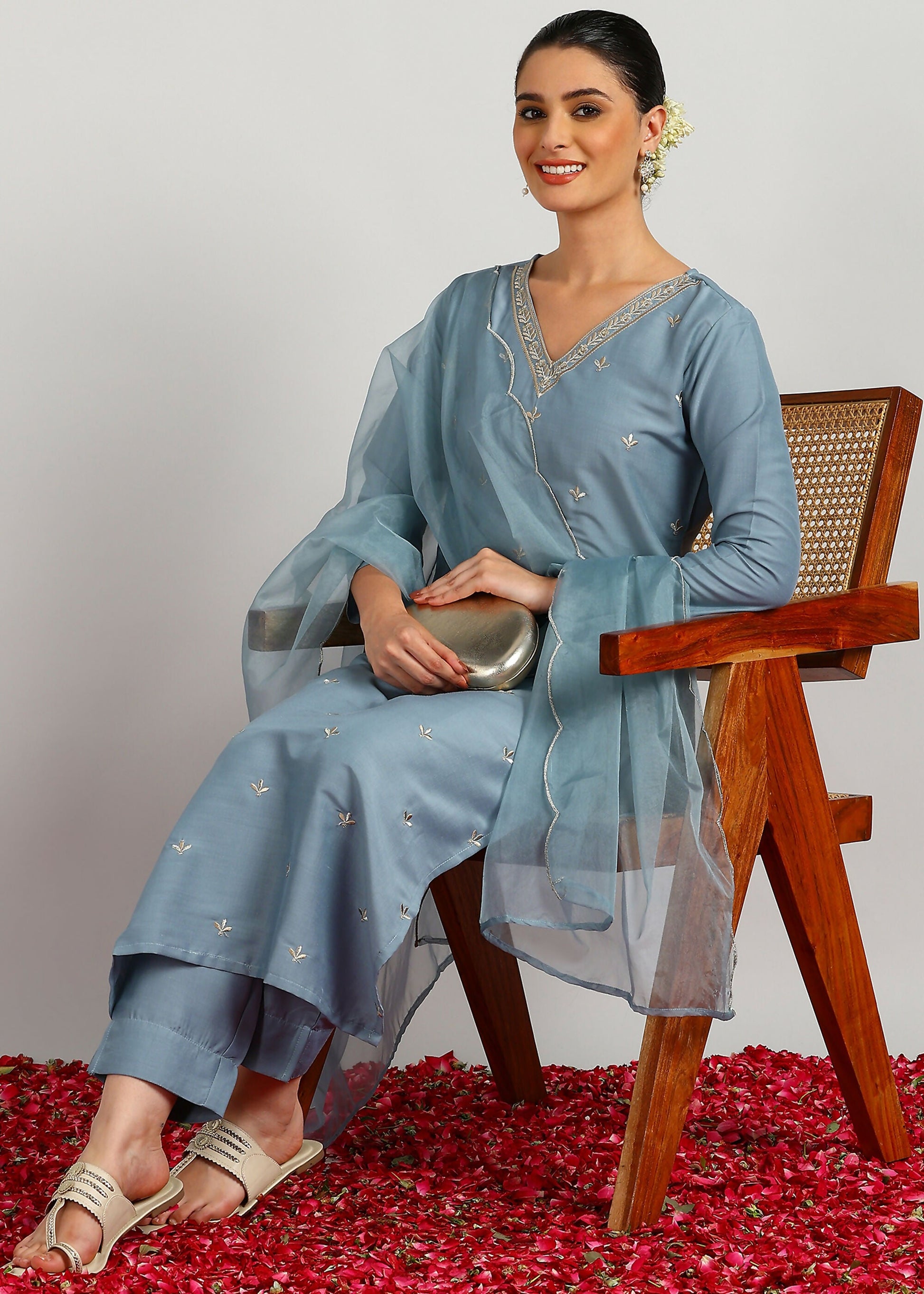 Aavyora Women's Sky Grey Embroidered Kurta Set with Dupatta - Swadesiicart