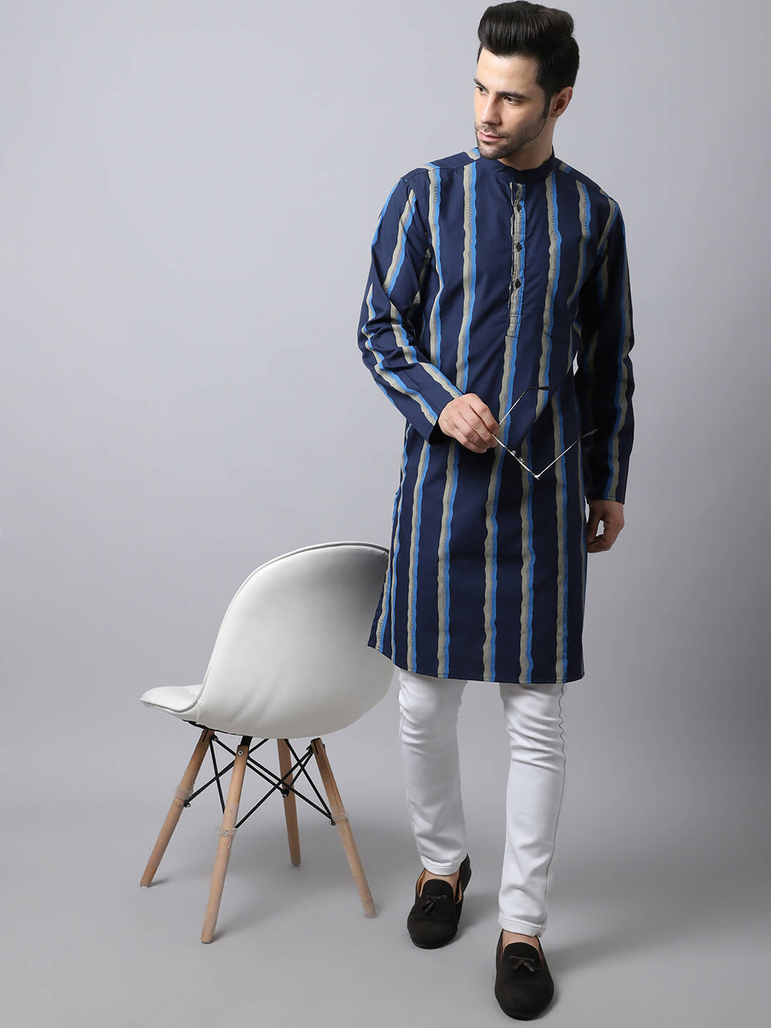 Even Apparels Navy Pure Cotton Men's Kurta With Band Collar (STR1169) | Swadesiicart