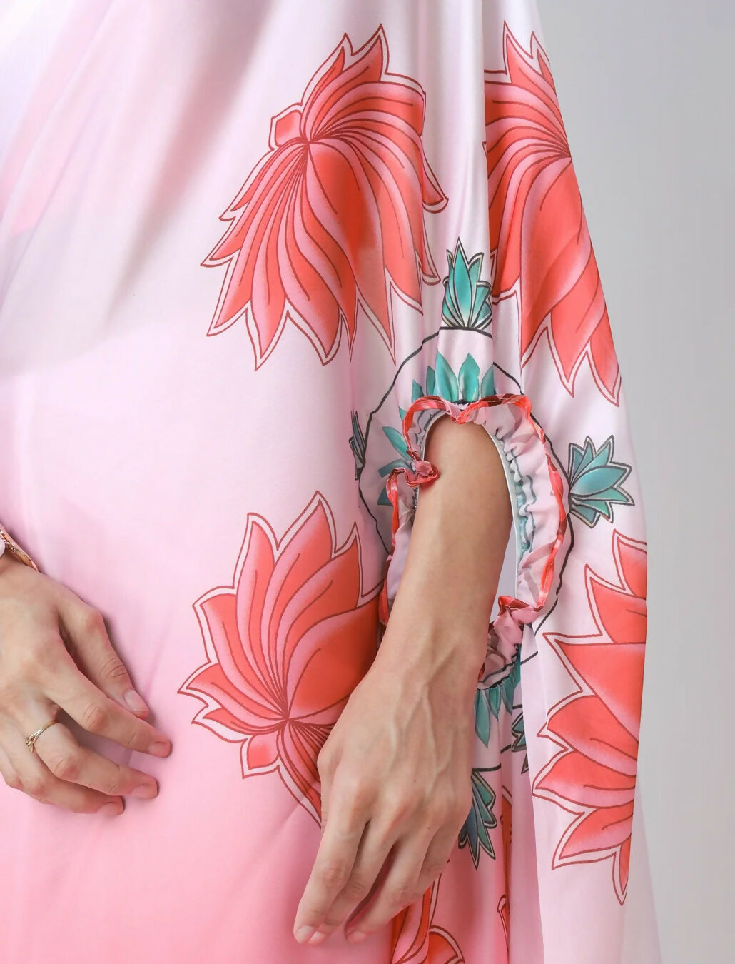 Vastranavya Blush Pink Freehand Floral Print Ready to Wear Saree | Swadesiicart