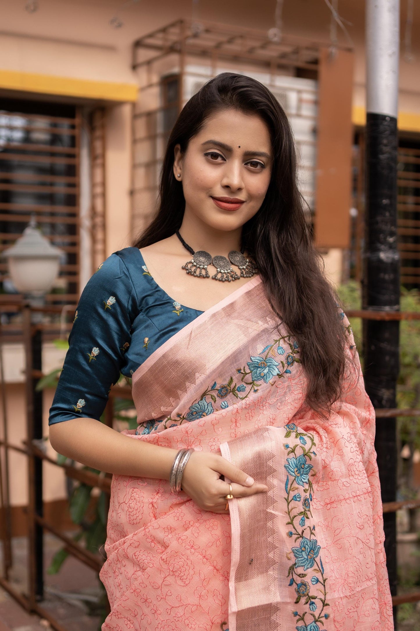 Pink Pure Linen Woven Design Saree with Unstitched Blouse - Hiral Fashion | Swadesiicart