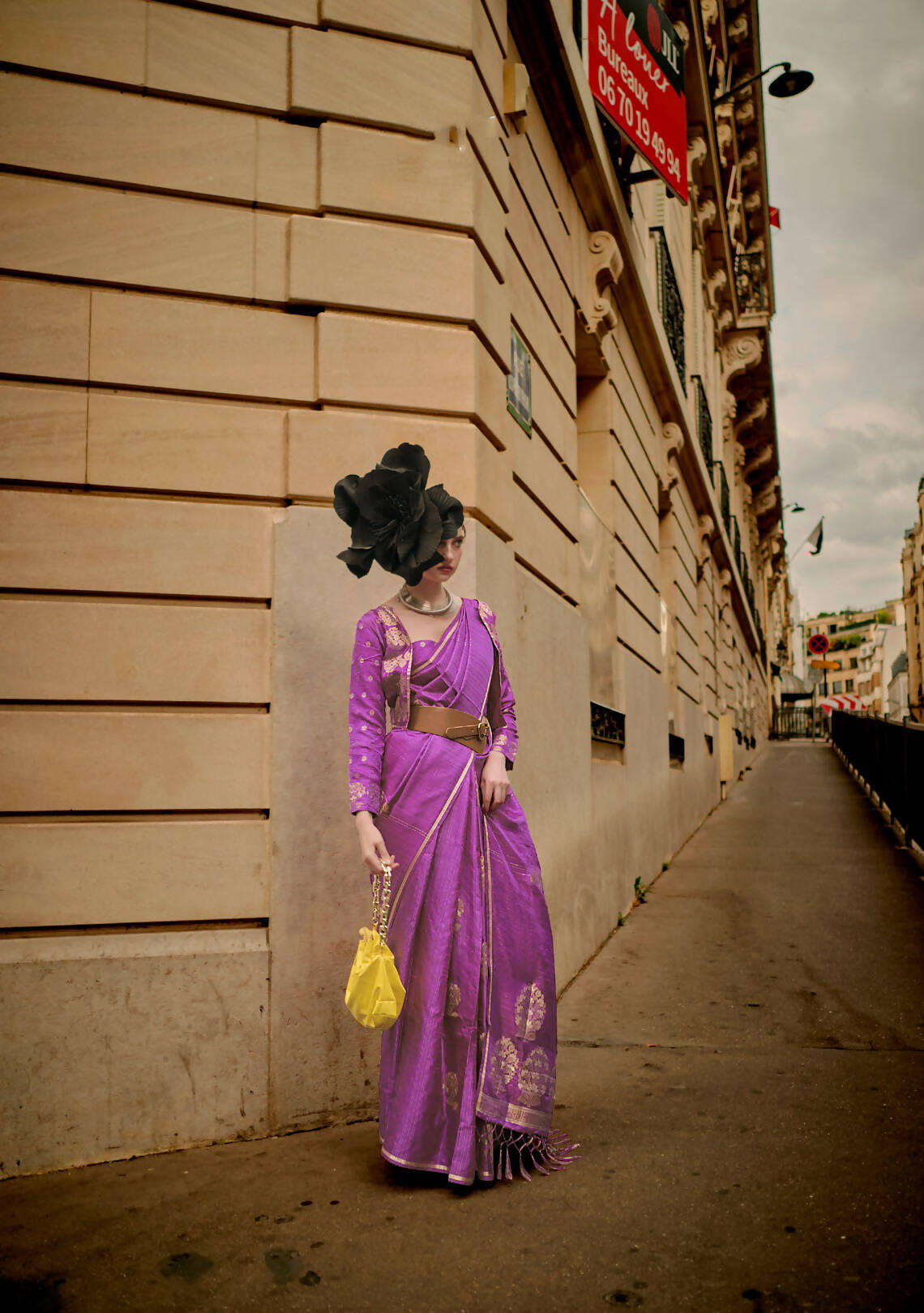 Viola Purple Weavead Thread & Zari Work, Handloom Weaving Banarasi Satin Silk Saree - Rajtex Kronicle Silk - Swadesiicart
