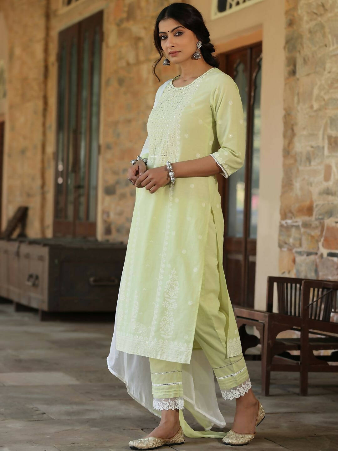 Juniper Women's Lime Green Cambric Floral Print Kurta Straight Pant And Duptta Sets | Swadesiicart
