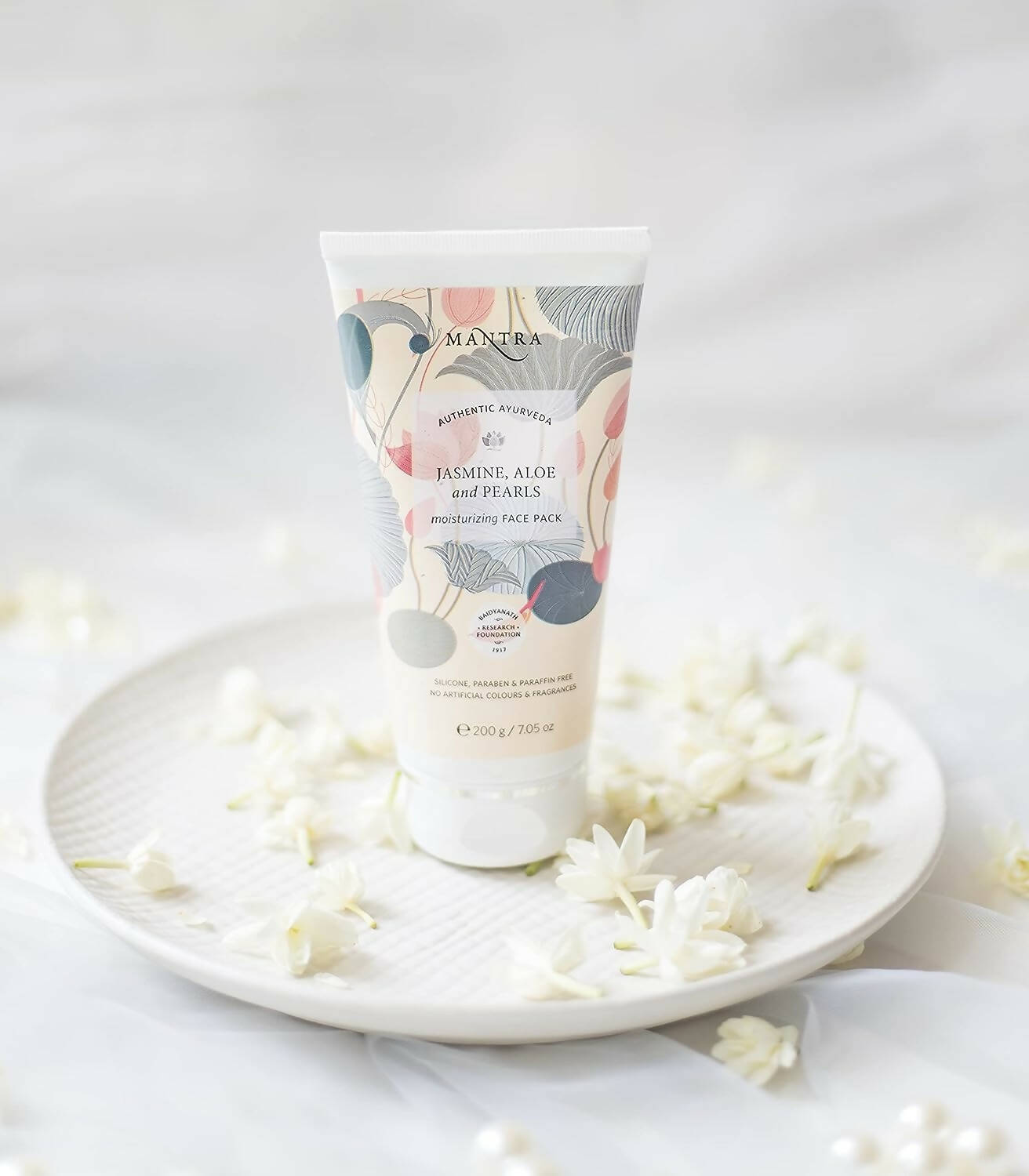Mantra Herbal Jasmine, Aloe and Pearls Moisturizing Face Pack - Swadesiicart