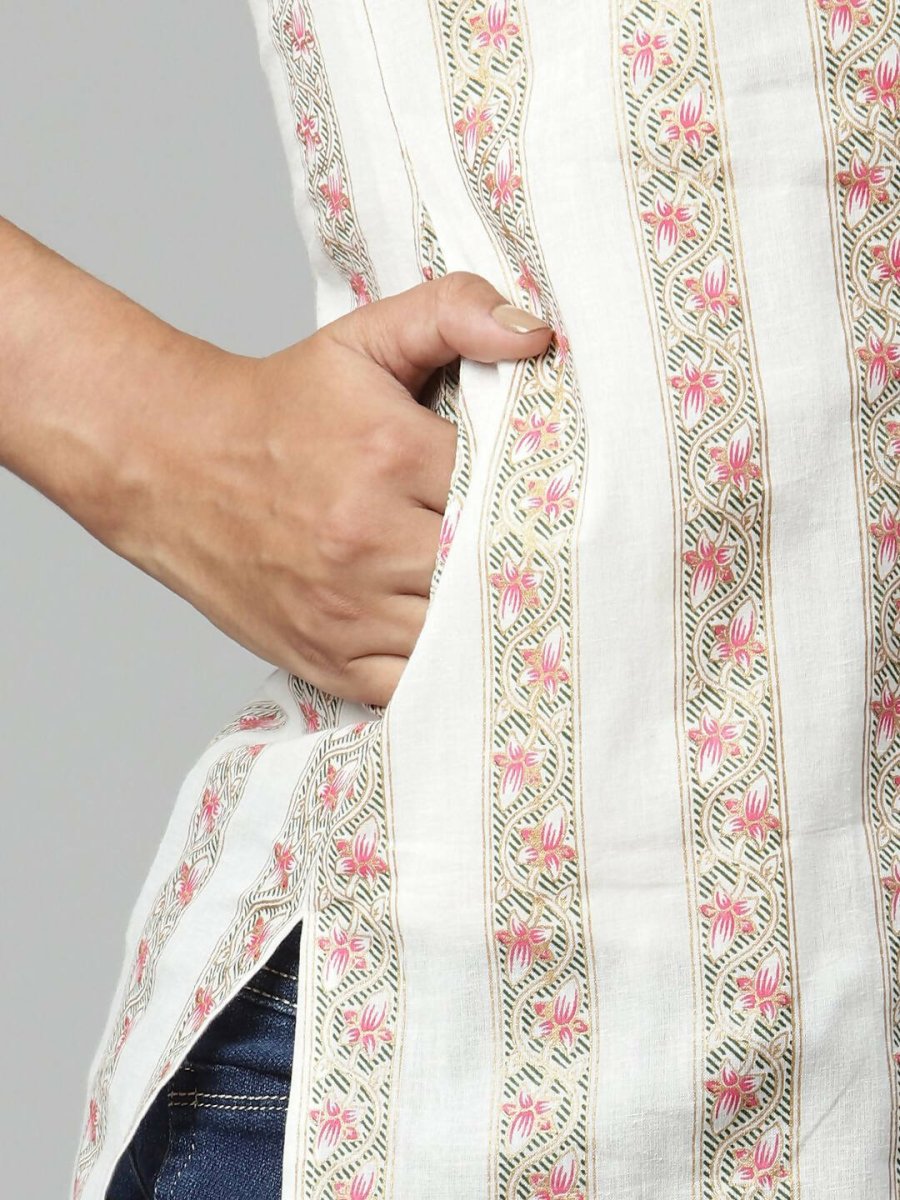 Ahalyaa Womens Off White Color Pure Cotton Printed Kurtas | Swadesiicart