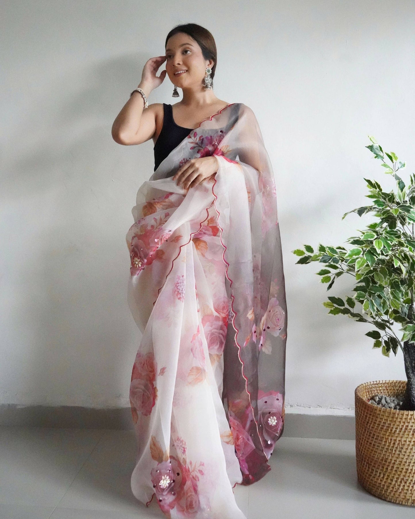 Vamsee Ramya Off White Organza Saree - Swadesiicart