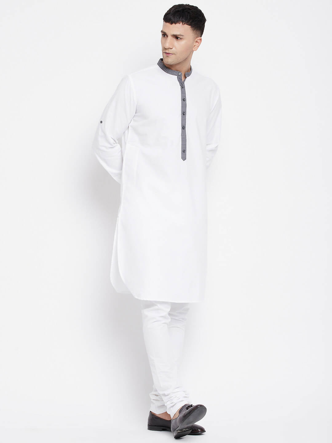 Even Apparels White Pure Cotton Men's Kurta With Contrast Collar And Placket | Swadesiicart