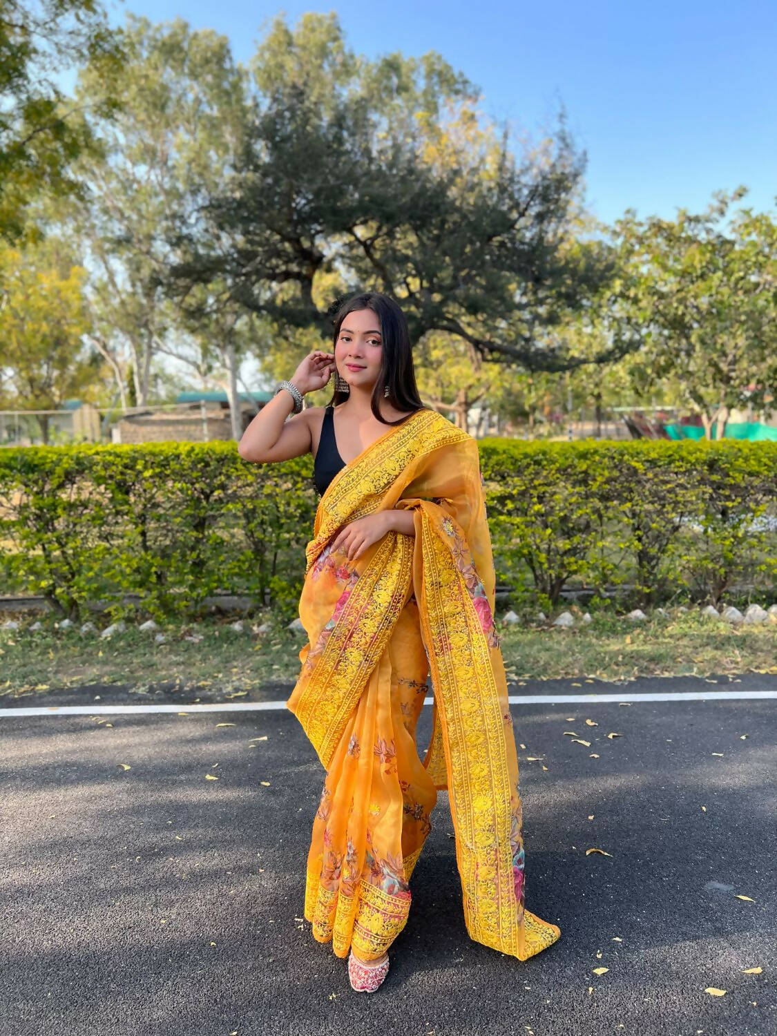 Vamsee Yellow Organza Saree - Swadesiicart