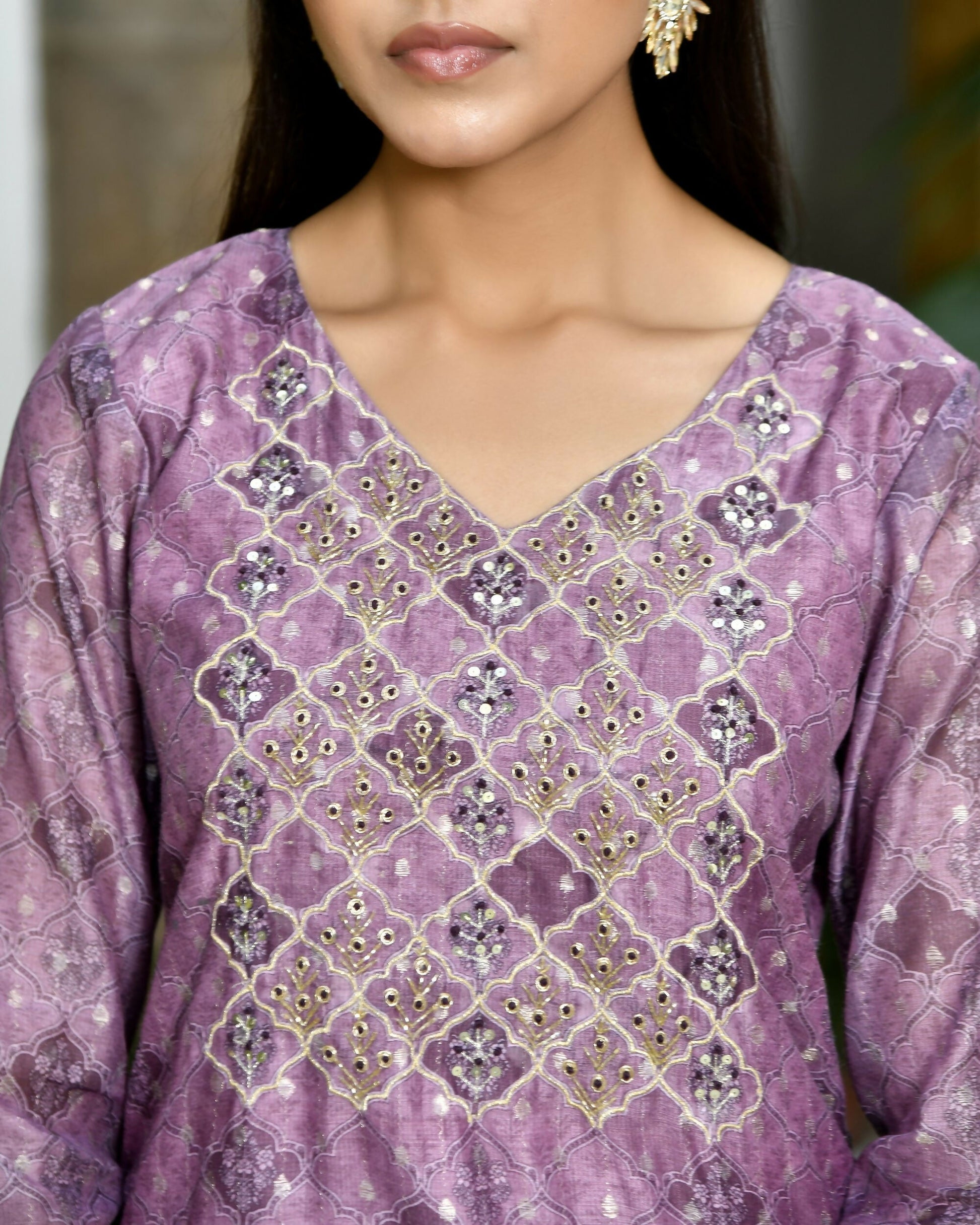Vaasva Women's Chanderi Printed Suit Set With Pant And Printed Dupatta | Swadesiicart