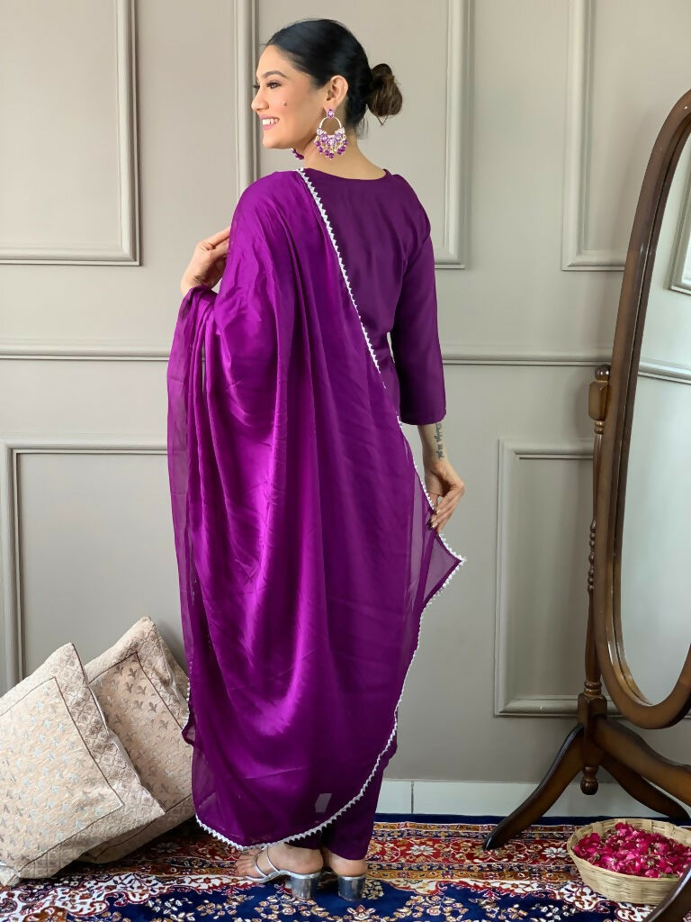 Partywear Designer Ryon Slub White Stitched Suit With Dupatta - Tanisha | Swadesiicart