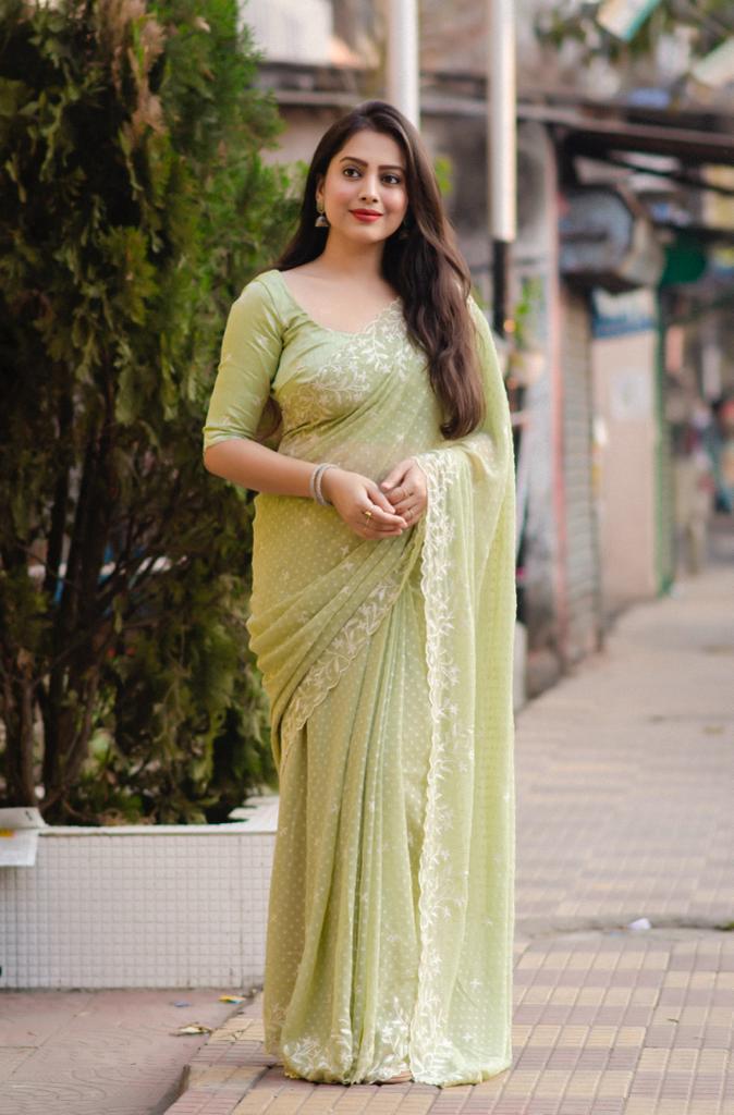 Green Pure Chiffon Woven Design Saree with Unstitched Blouse - Hiral Fashion | Swadesiicart