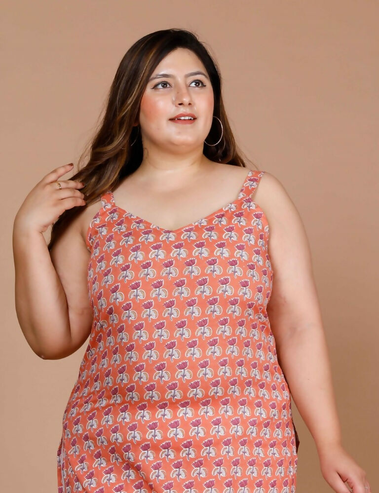 Miravan Women's Plus Size Peach-Coloured Floral Printed Straight Kurta - Swadesiicart