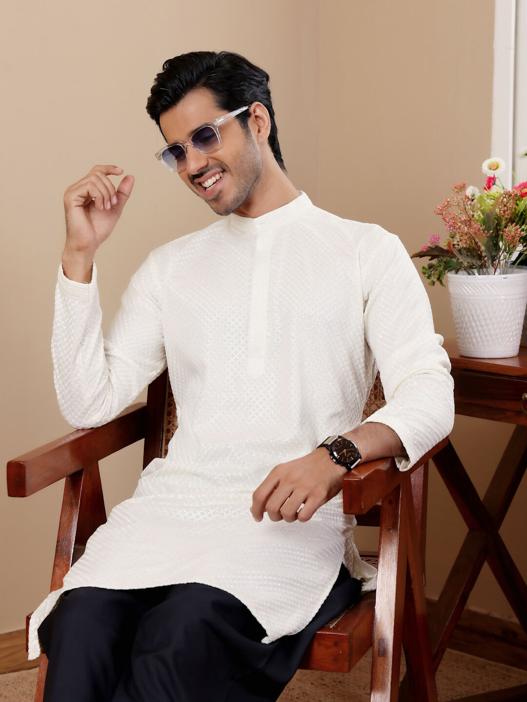 White Viscose Designer Chikankari Embroidery Work Men's Kurta - Mahotsav | Swadesiicart