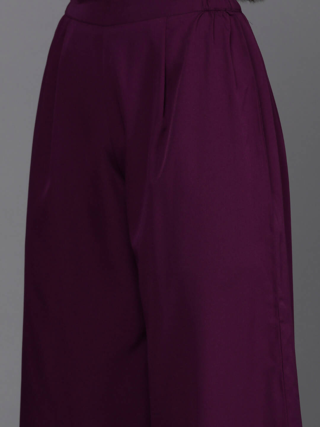 Ahalyaa Women's Traditional wear Kurta Set - Burgundy | Swadesiicart
