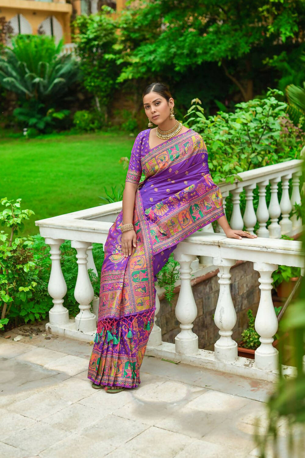 Vishnu Weaves Women's Purple Banarasi Silk Kashmiri Woven Saree with Blouse - Swadesiicart