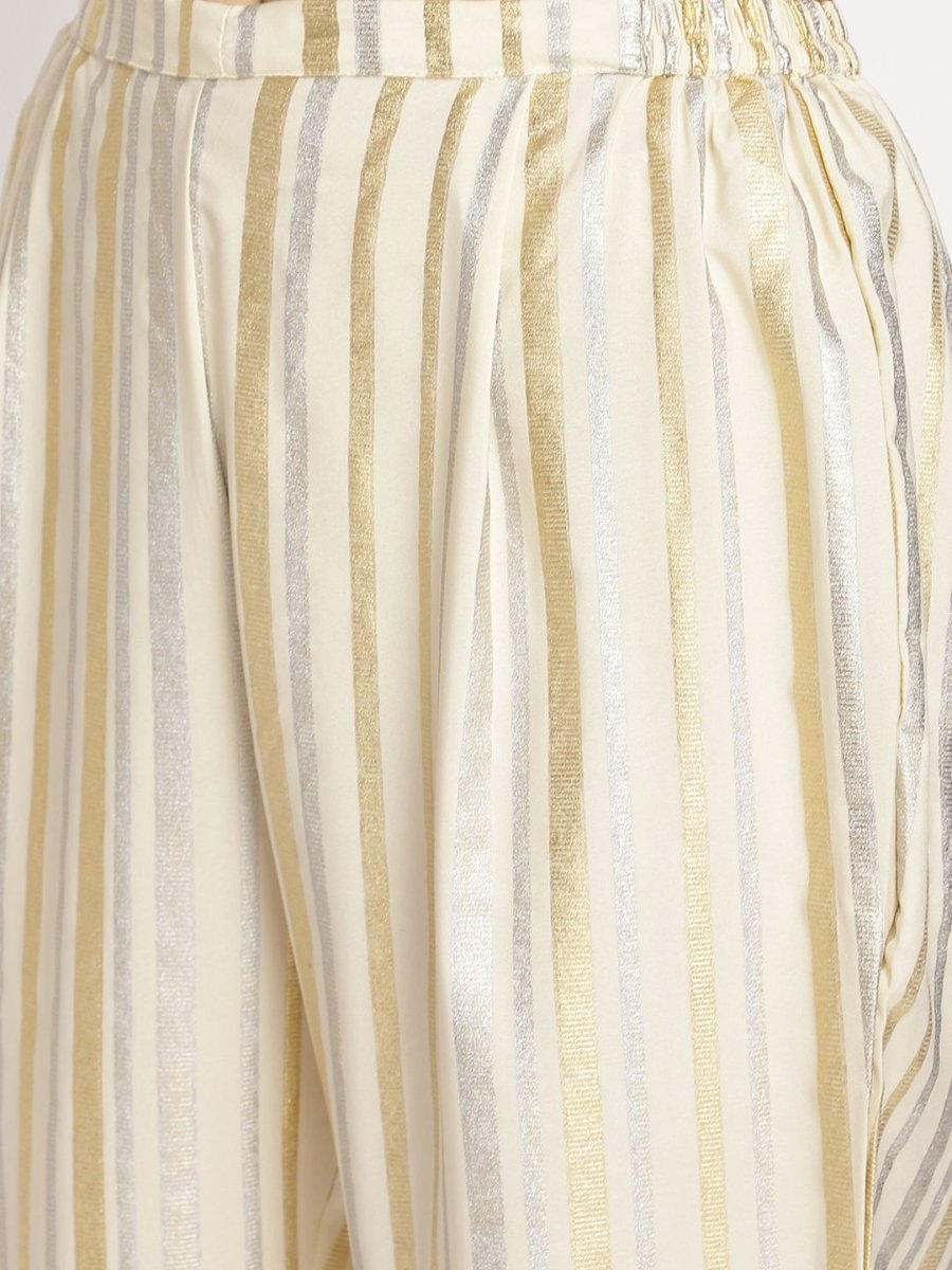 Ahalyaa Women Off White Layered Kurta With Trousers | Swadesiicart