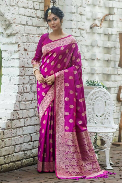 Vishnu Weaves Women's Wine Banarasi Silk Floral Zari Woven Saree with Unstitched Blouse - Swadesiicart