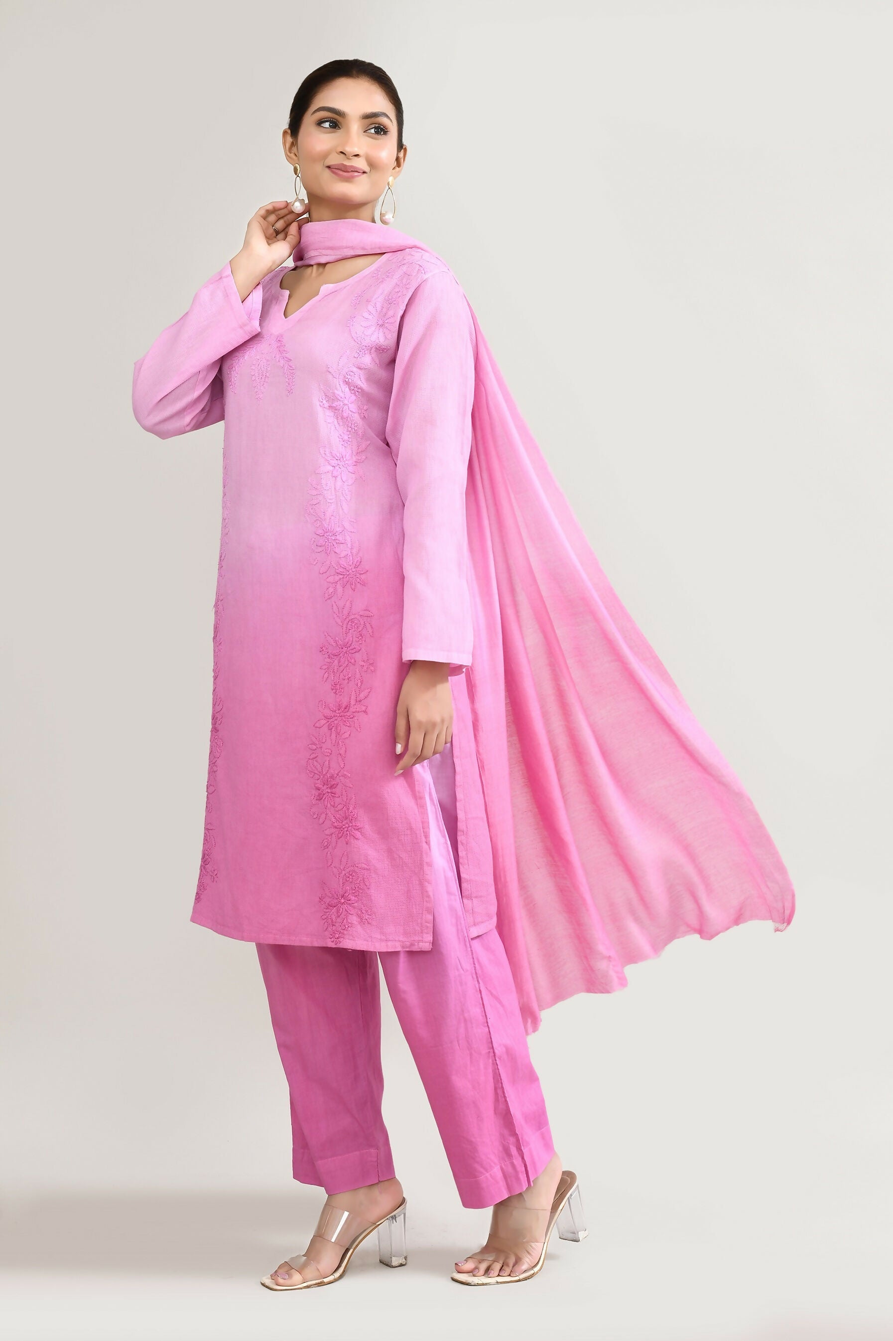 Joban Fashion Womens Cotton ChikanKari Light pink Kurta set - Swadesiicart
