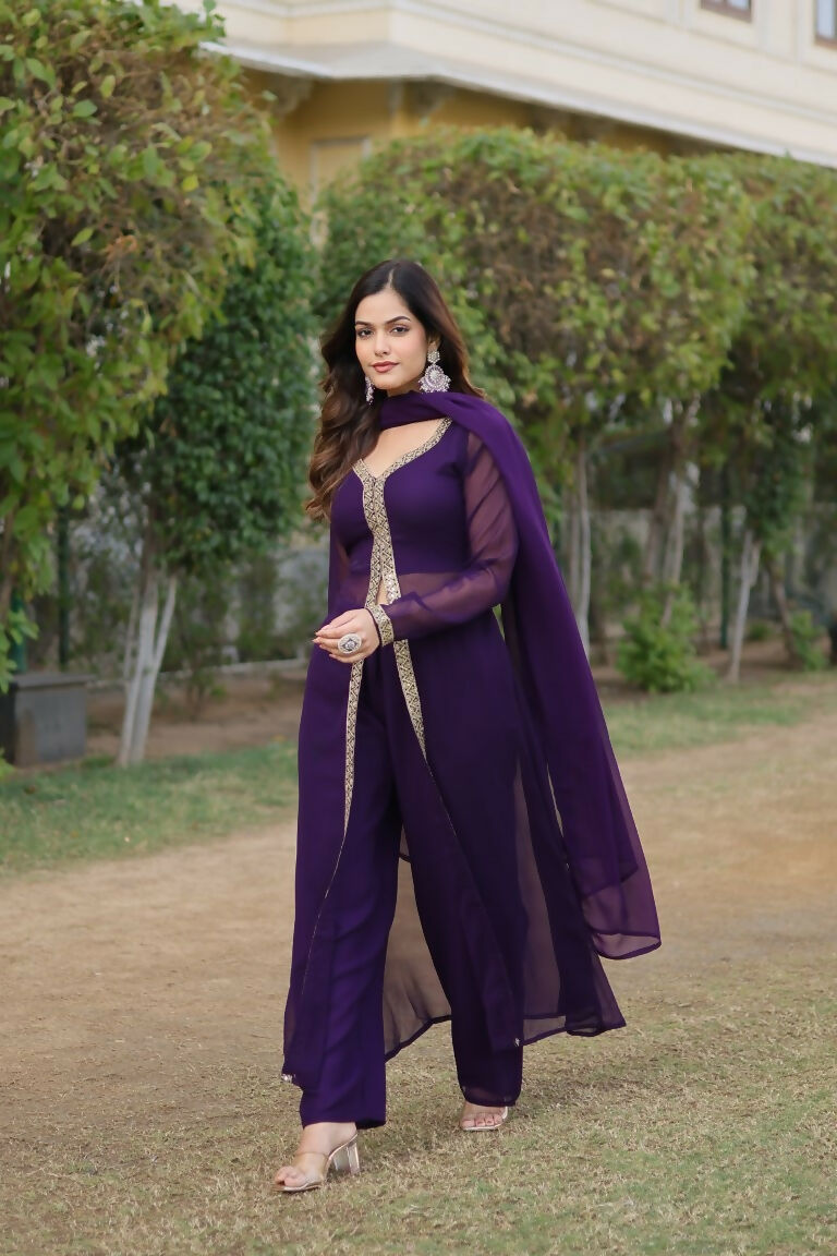 Jyoti Fashion Women's Purple Faux Blooming Embroidered Kurta with Trouser & Dupatta | Swadesiicart