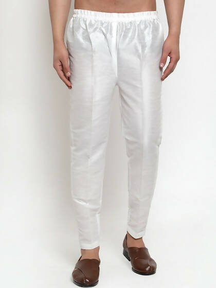 Jompers Men White Solid Pyjamas | Swadesiicart