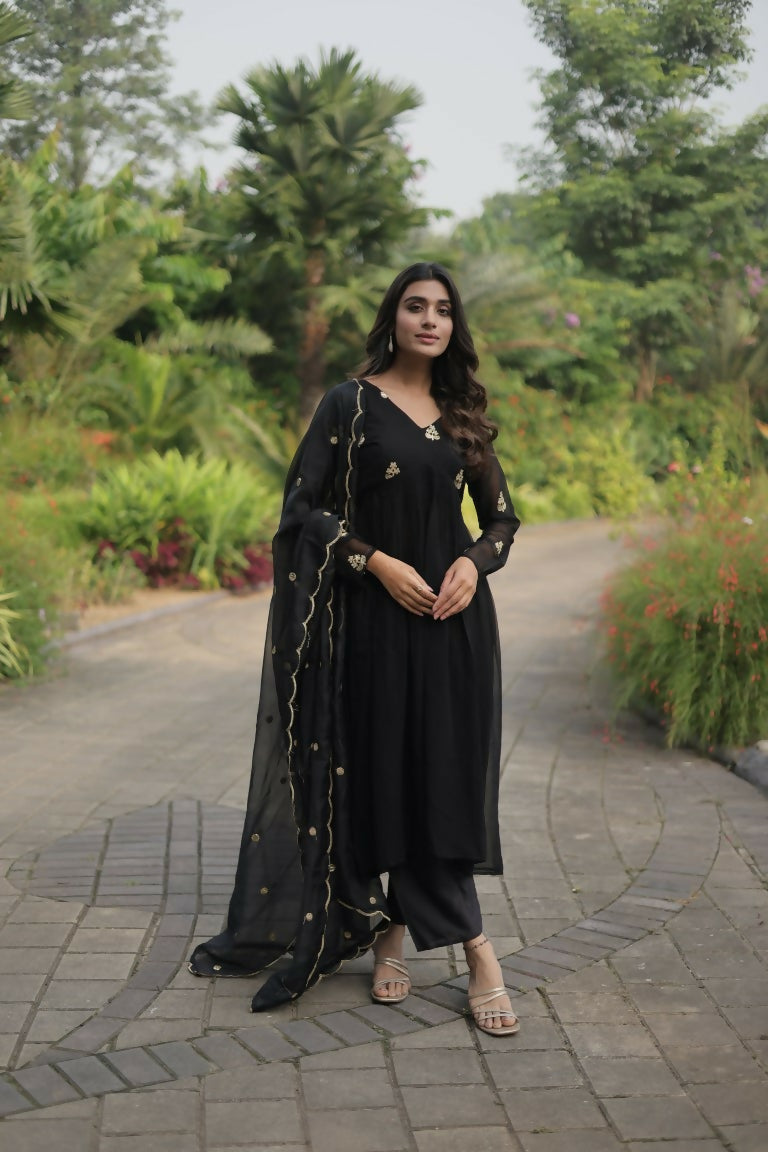 Jyoti Fashion Women's Black Faux Blooming Embroidered Kurta with Trouser & Dupatta | Swadesiicart