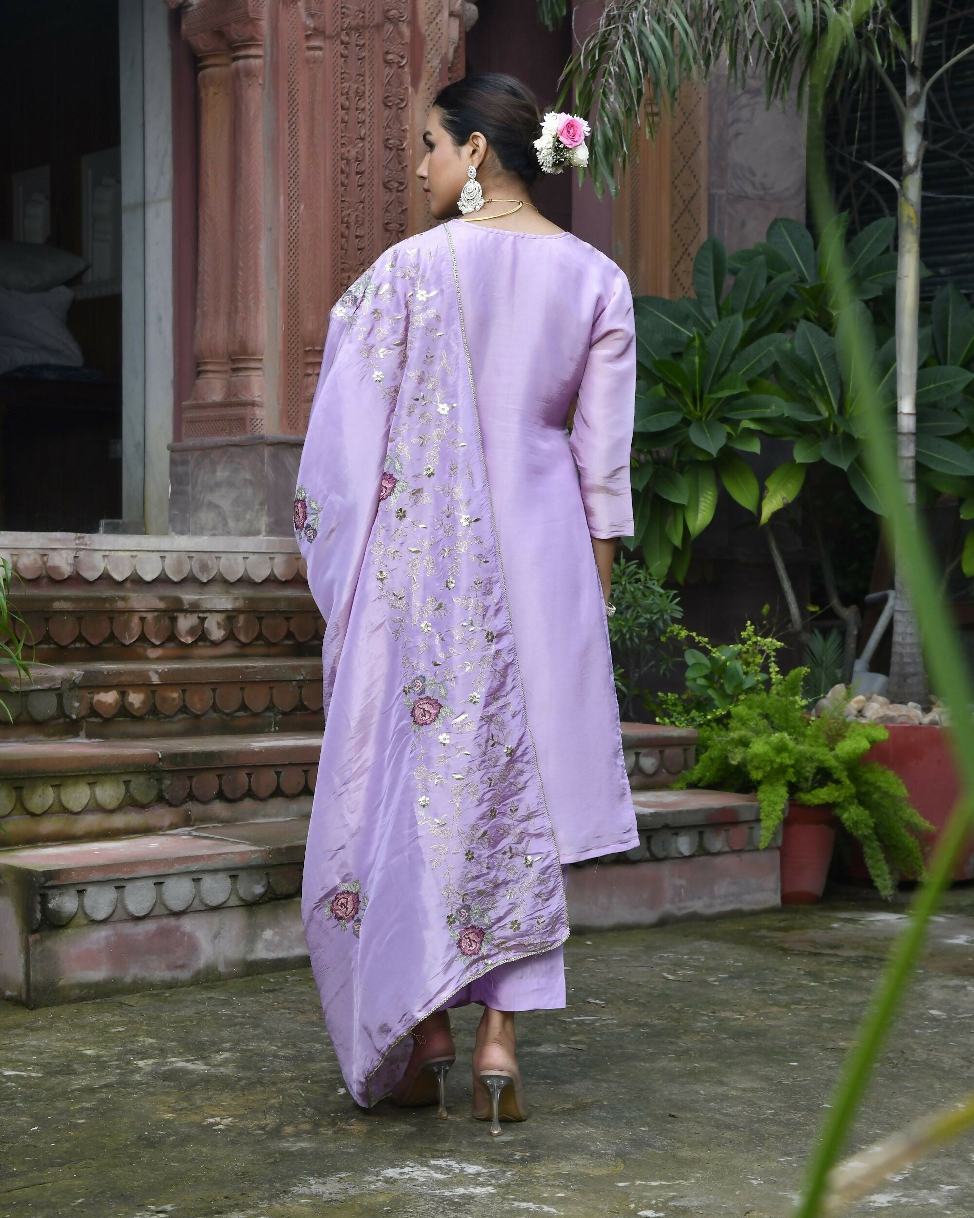 Vaasva Women's Tissue Silk Emboidered Suit Set With Solid Pant & Solid Embroidered Dupatta | Swadesiicart