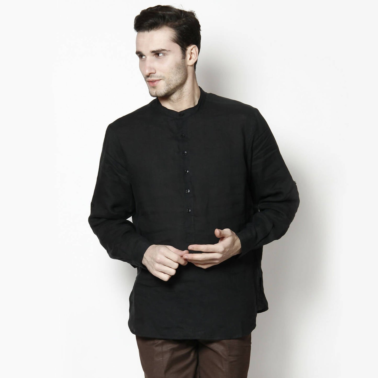 Even Apparels Black Linen Linen Men's Kurta With Band Collar | Swadesiicart