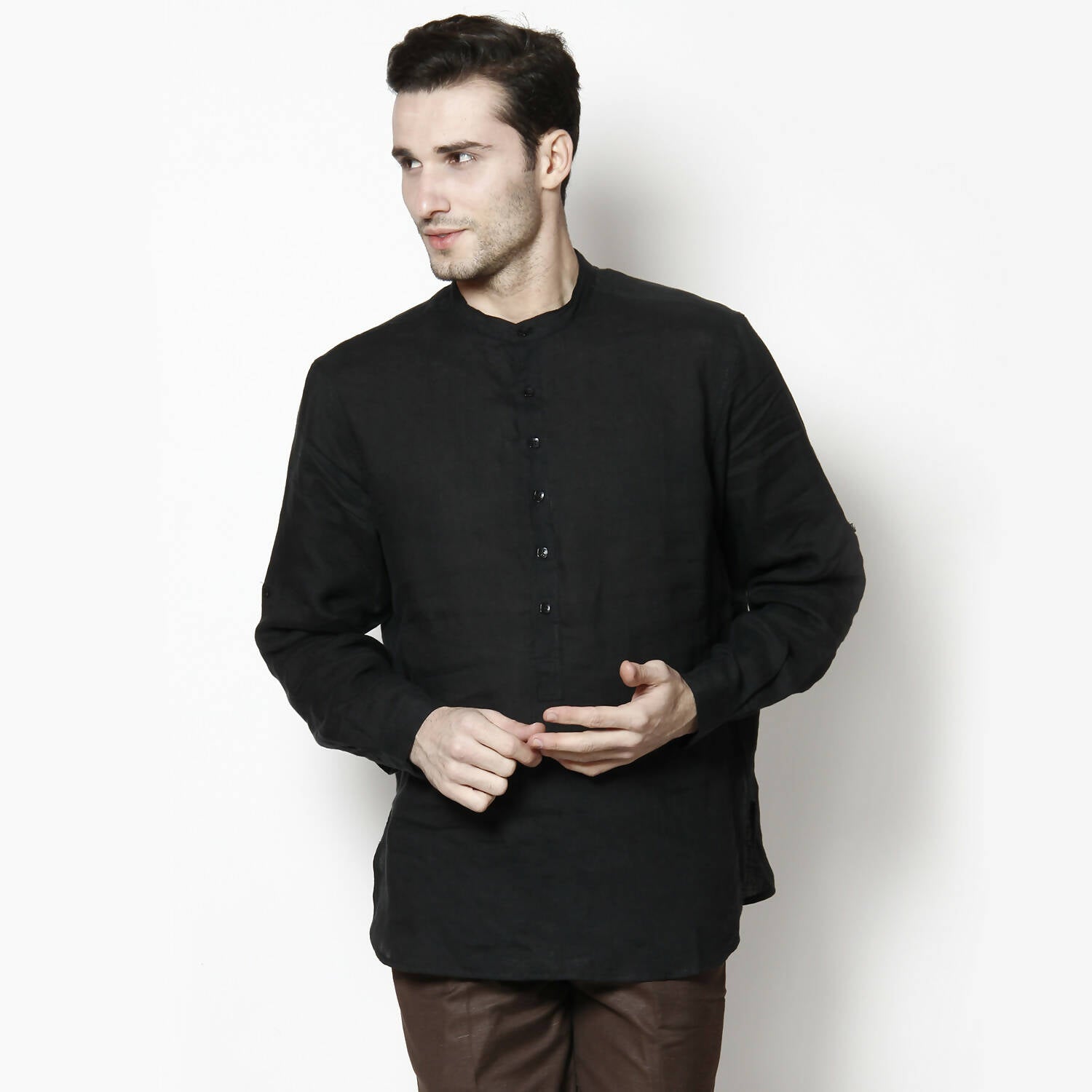 Even Apparels Black Linen Linen Men's Kurta With Band Collar | Swadesiicart