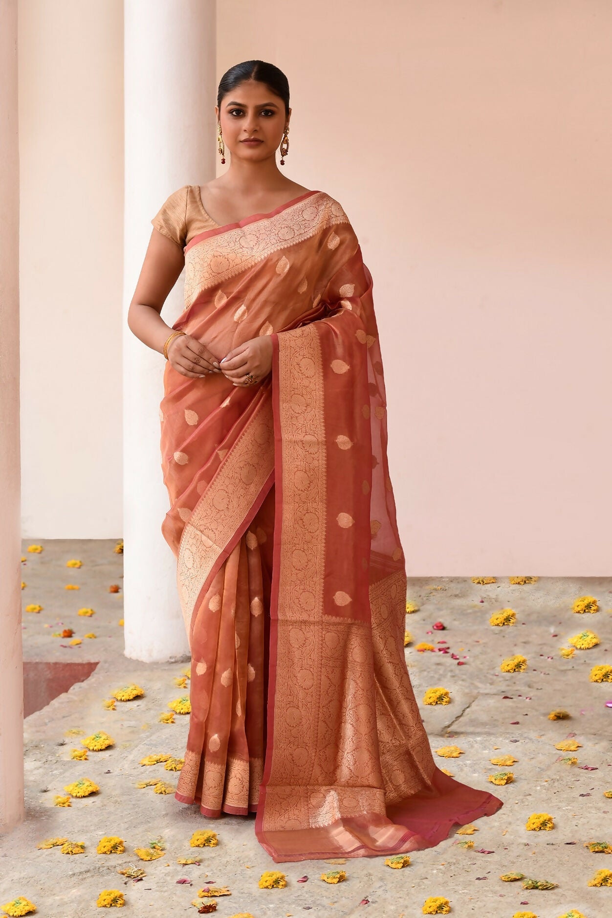 Joban Fashion Rose Gold Banarasi Tissue Pure Handloom Banarasi Silk Saree | Swadesiicart