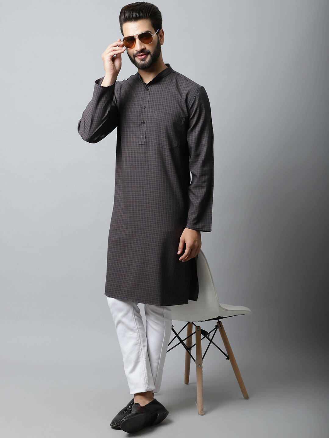 Even Apparels Black Color Pure Cotton Men's Kurta With Band Collar (CHK1166) | Swadesiicart