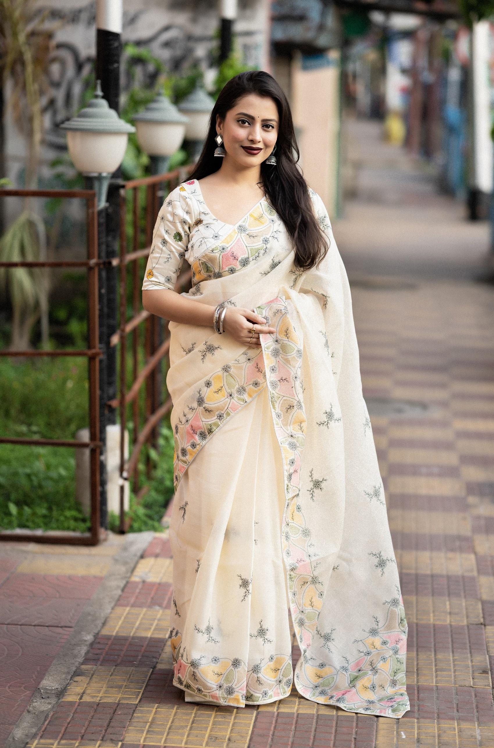 Cream Pure Linen Ethnic Motifs Saree with Unstitched Blouse - Hiral Fashion | Swadesiicart