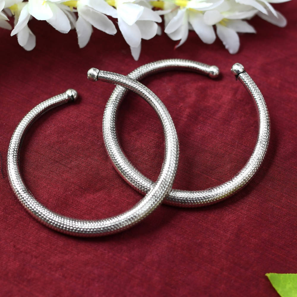 Mominos Fashion Kamal Johar Oxidised Silver Anklets | Swadesiicart