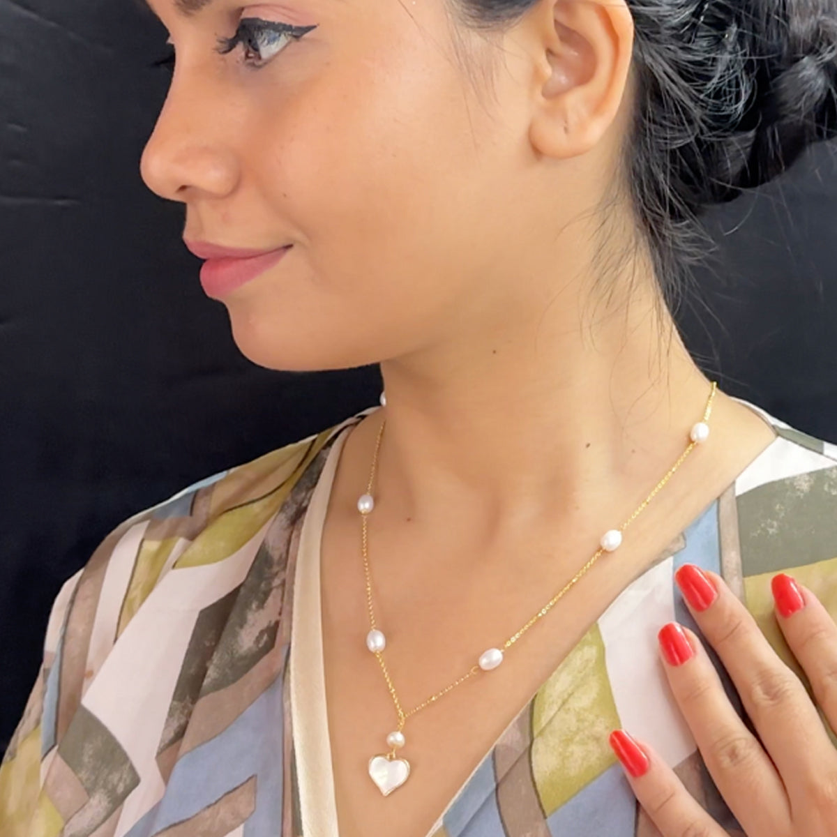 J Pearls Heart Pearl Pendant Set | Swadesiicart