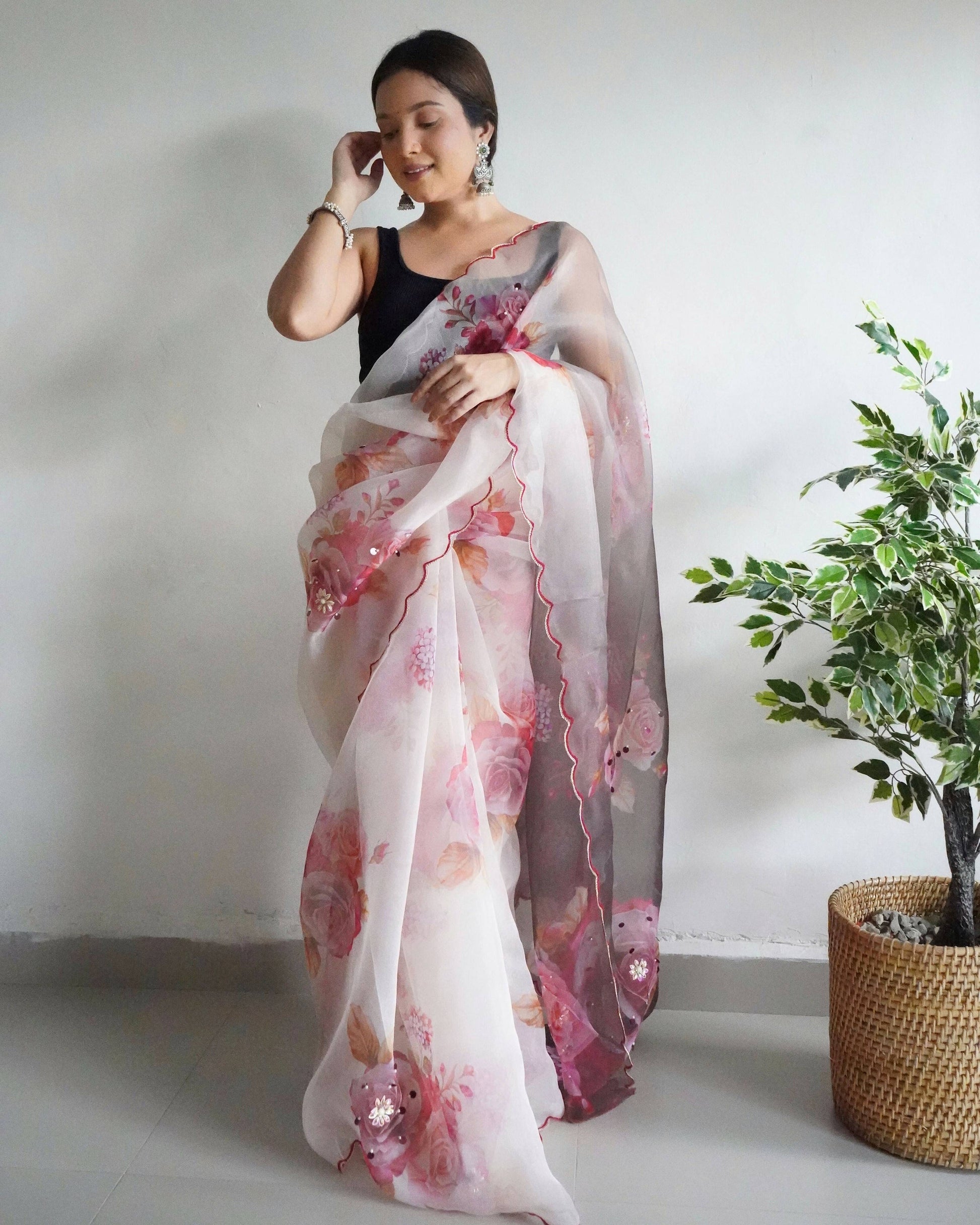 Vamsee Ramya Off White Organza Saree - Swadesiicart