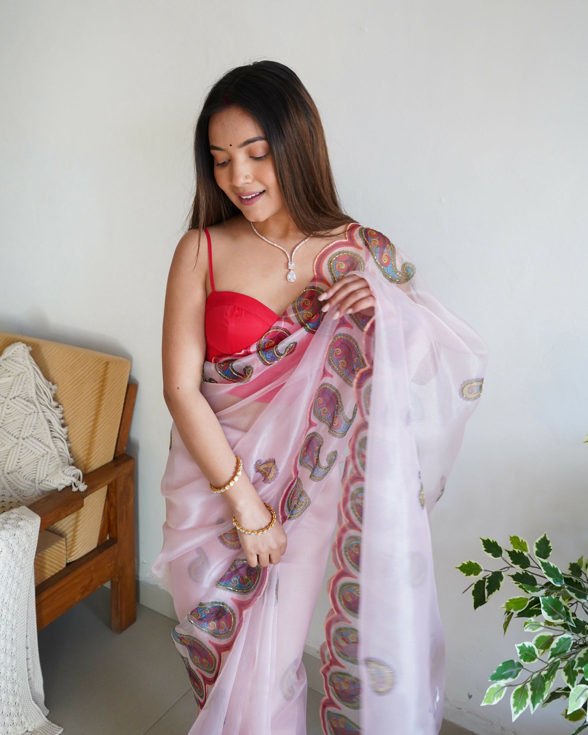 Vamsee Shivika Baby Pink Organza Saree - Swadesiicart