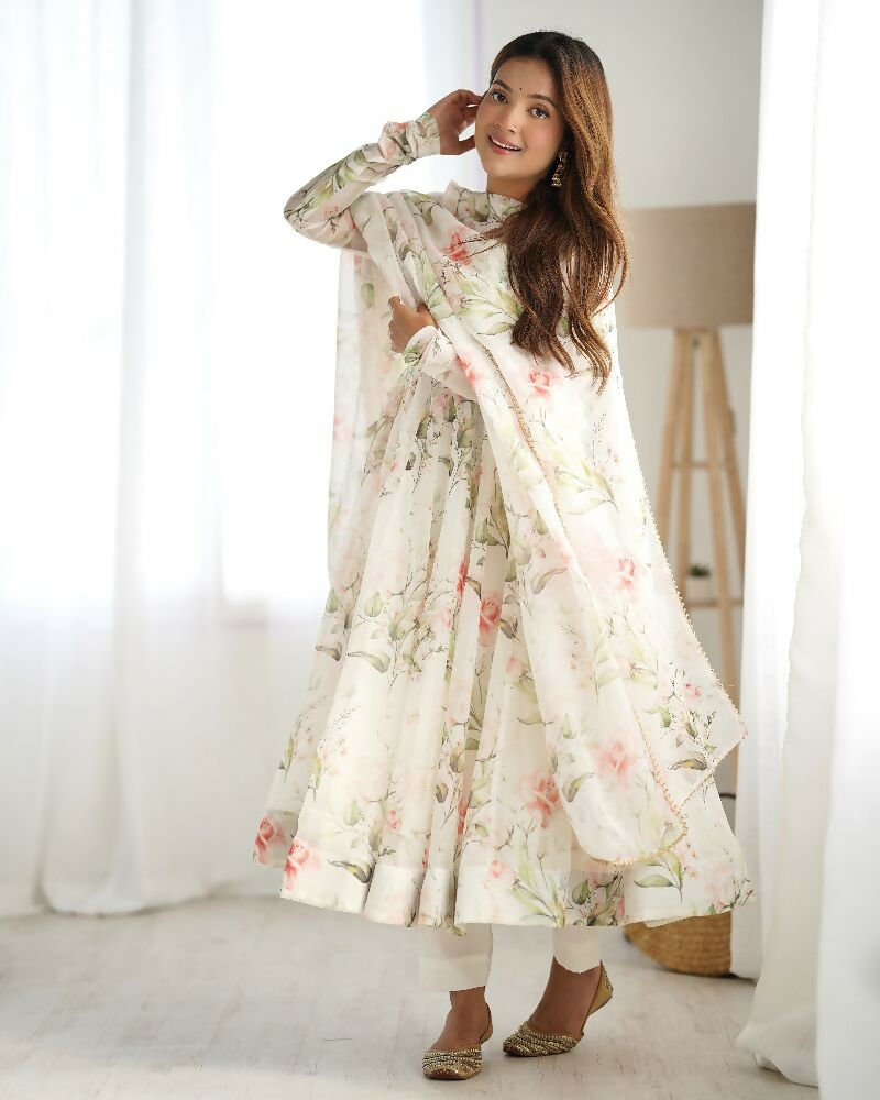 Joban Fashion Off White Kurta Set Organza Sequin Embroidery Work - Swadesiicart