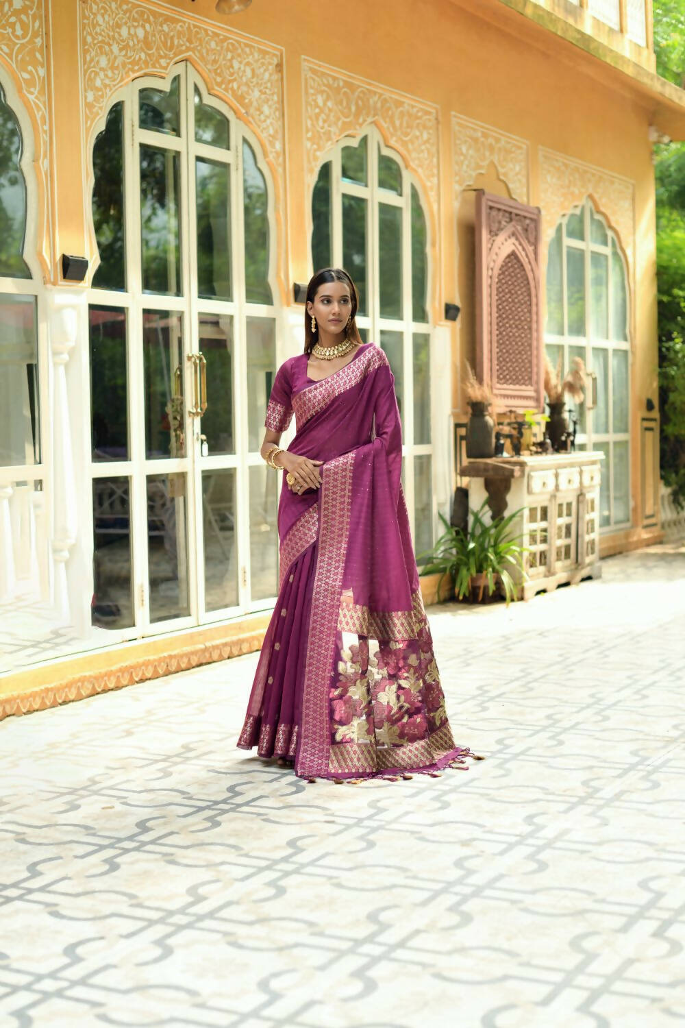 Vishnu Weaves Women's Wine Cotton Silk Zari Woven Butta Work Saree with Blouse - Swadesiicart
