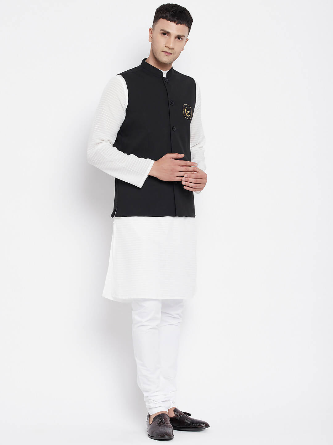 Even Apparels Black Pure Cotton White Kurta Sets With Eid Insignia Jackets PW668 | Swadesiicart