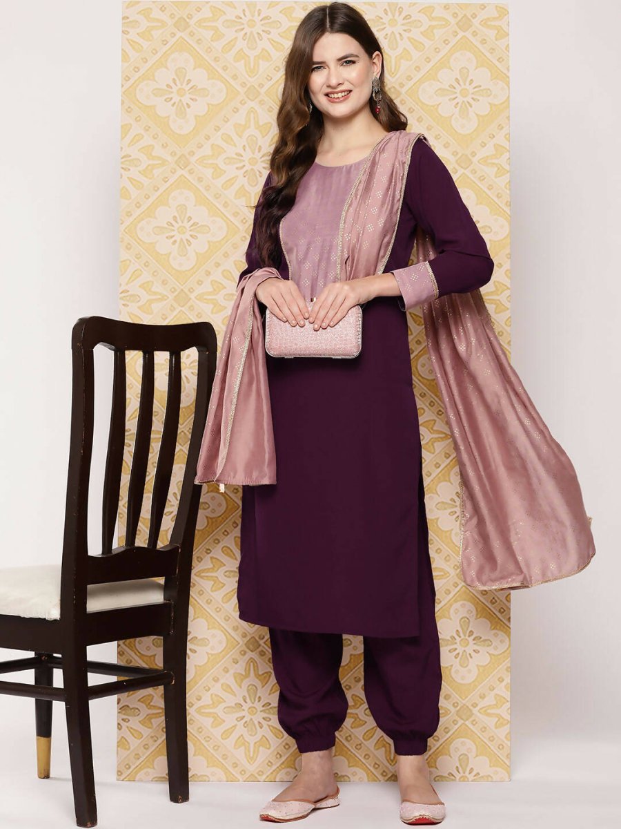 Ahalyaa Women's Traditional wear Kurta Set - Burgundy | Swadesiicart