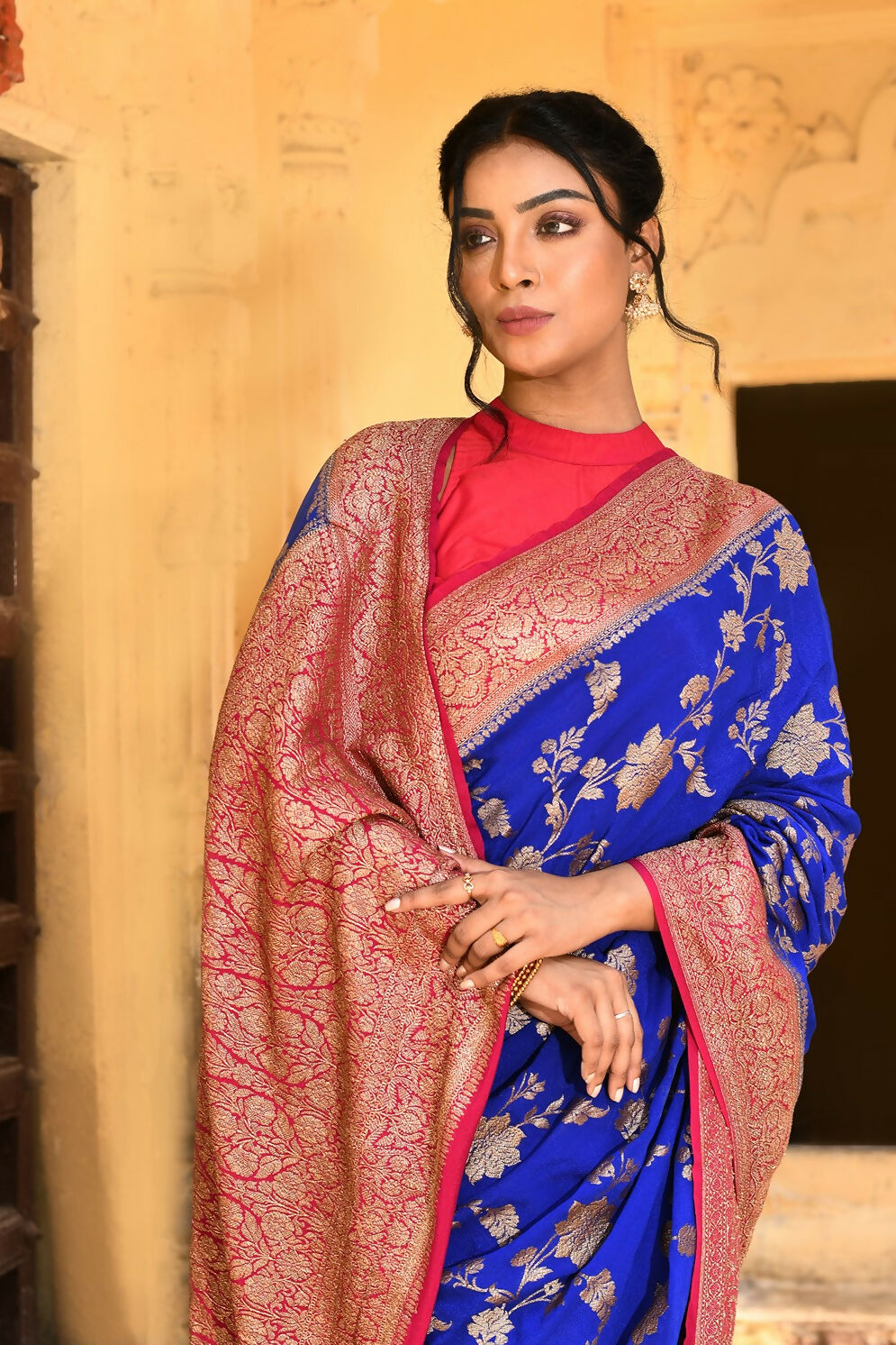 Joban Fashion Ink Blue Crepe Chiffon Pure Handloom Banarasi Silk Saree | Swadesiicart