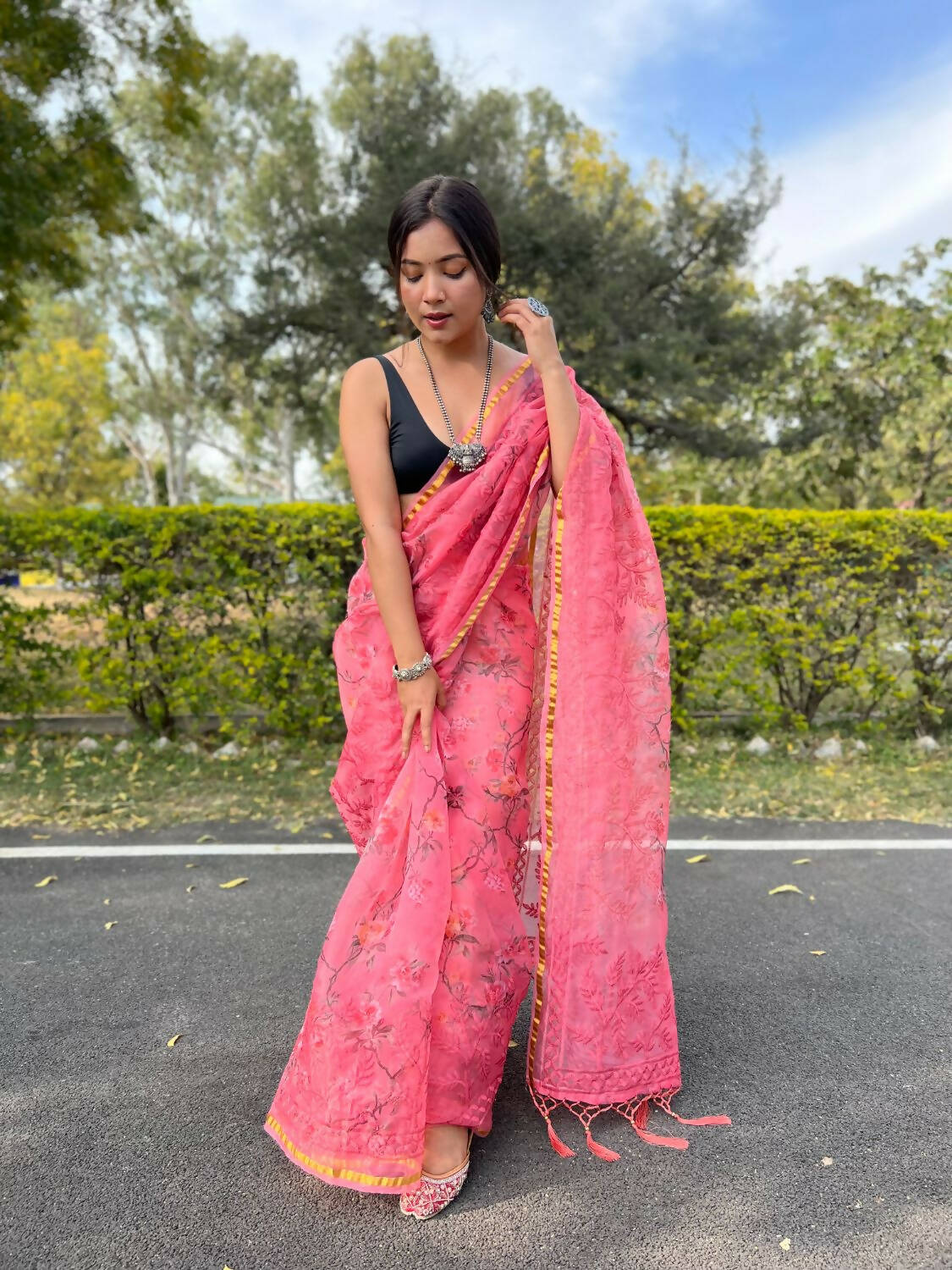 Vamsee Pink Organza Saree - Swadesiicart