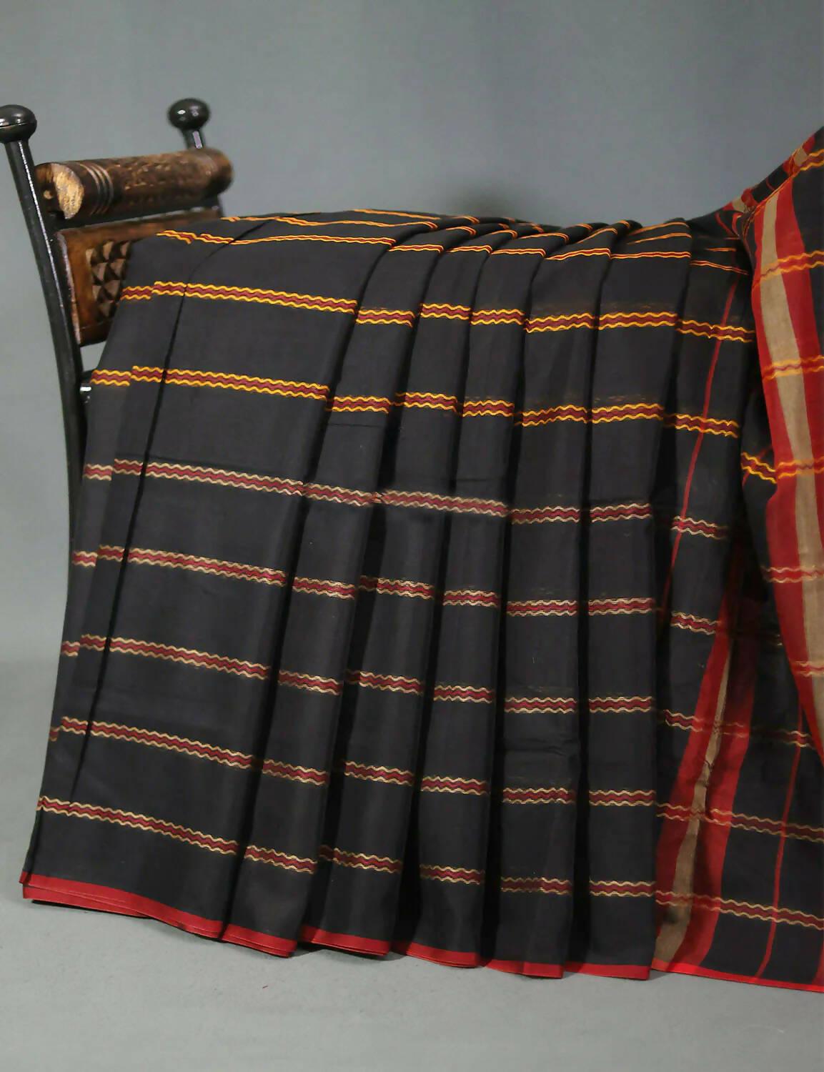 Combo of Black and Red Pure Narayanpet Cotton Saree By Gayathri Reddy Designer Studio | Swadesiicart