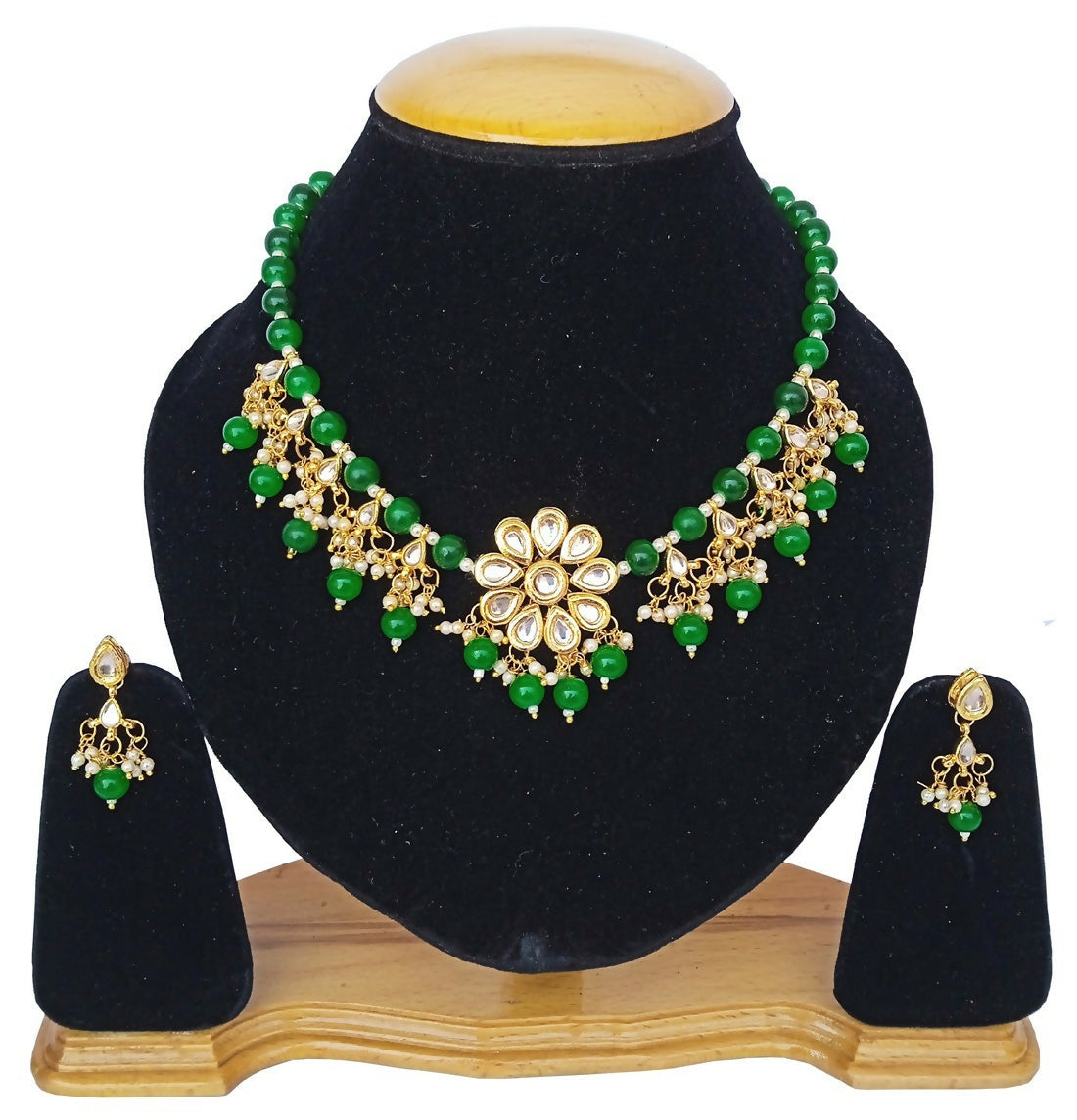 Joban Fashion Green kundan work Necklace Set | Swadesiicart