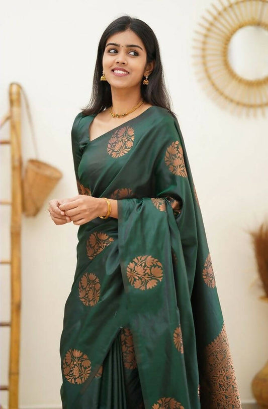 DEIANA'S Beautiful Designer Golden zari Soft Lichi Silk Saree - Green - Swadesiicart