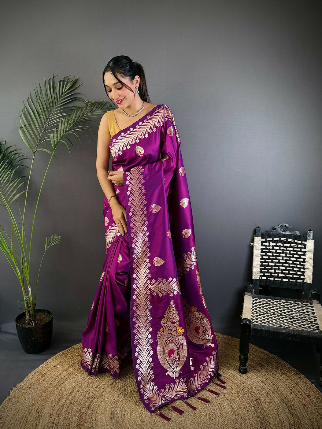 Joban Fashion Banarasi Purple Woven Soft Silk Saree | Swadesiicart