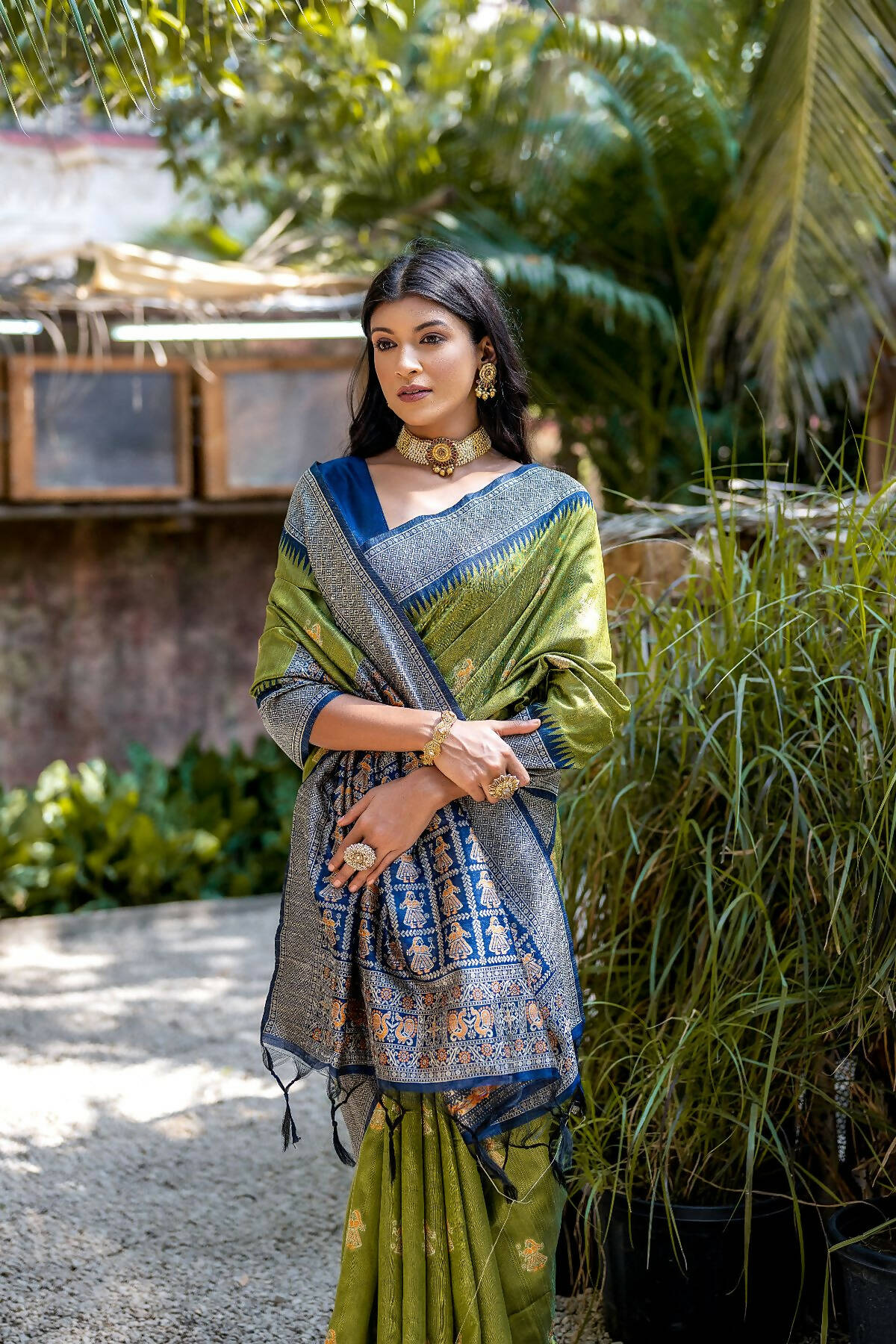 Vishnu Weaves Women's Mahendi Tussar Silk Zari Woven Saree with Blouse - Swadesiicart